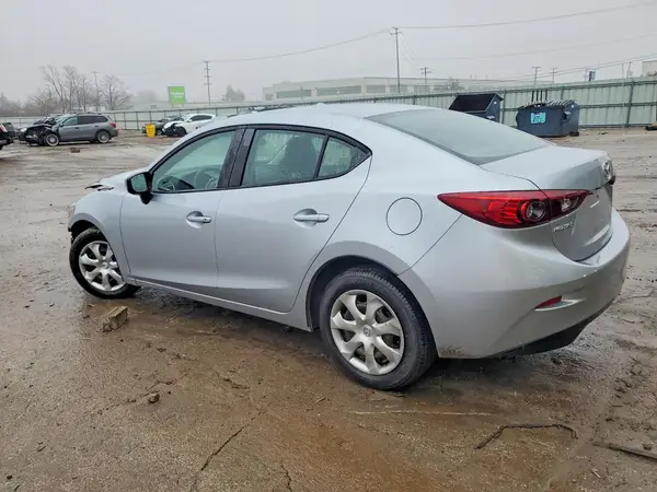 3MZBN1U74JM197919 2018 MAZDA 3 - Image 2