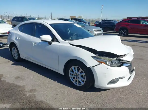 3MZBN1U74JM198357 2018 MAZDA 3 - Image 1