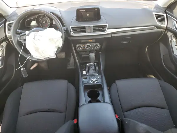 3MZBN1U74JM211740 2018 MAZDA 3 - Image 8