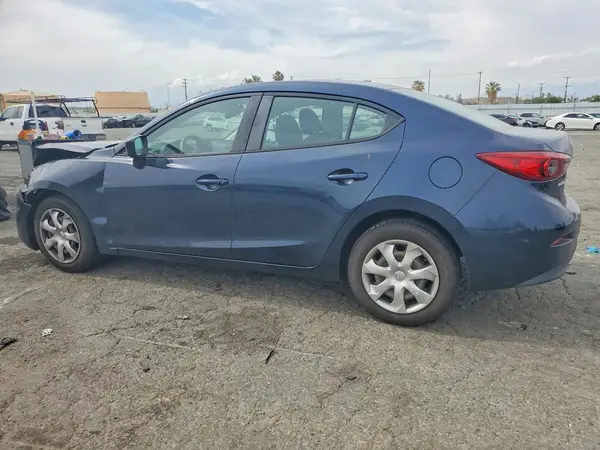 3MZBN1U74JM215576 2018 MAZDA 3 - Image 2