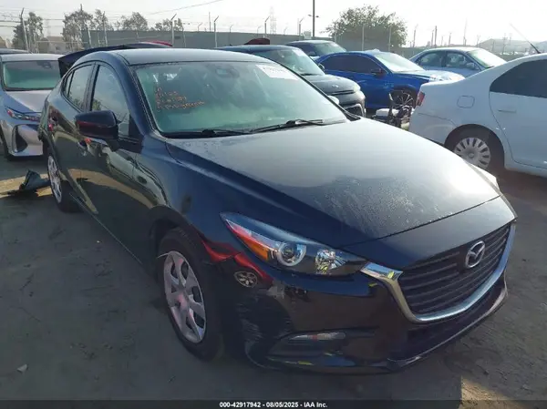 3MZBN1U74JM223614 2018 MAZDA 3 - Image 1