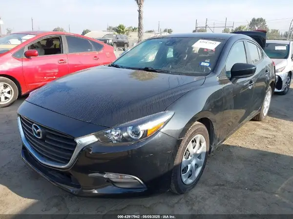 3MZBN1U74JM223614 2018 MAZDA 3 - Image 2