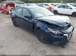 3MZBN1U74JM223709 2018 MAZDA 3