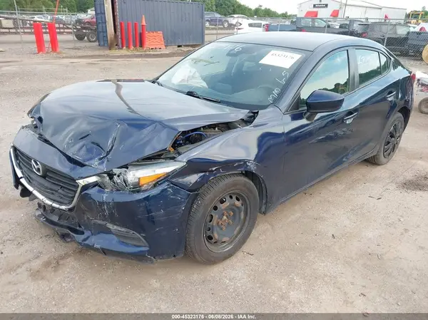 3MZBN1U74JM223709 2018 MAZDA 3 - Image 2