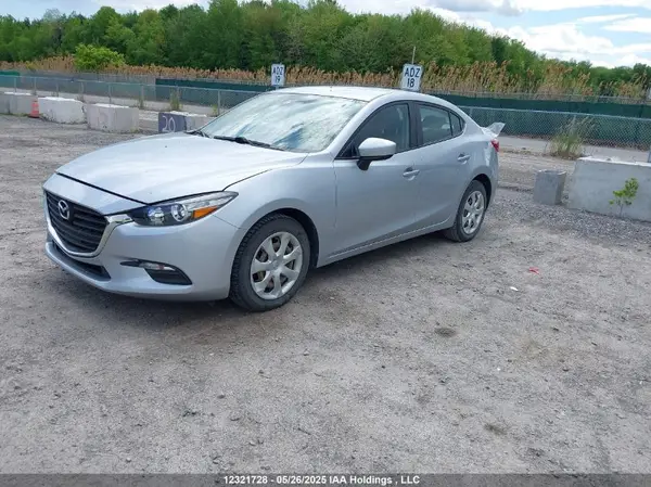 3MZBN1U74JM227324 2018 MAZDA 3 - Image 2