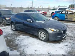 3MZBN1U74JM240137 2018 MAZDA 3