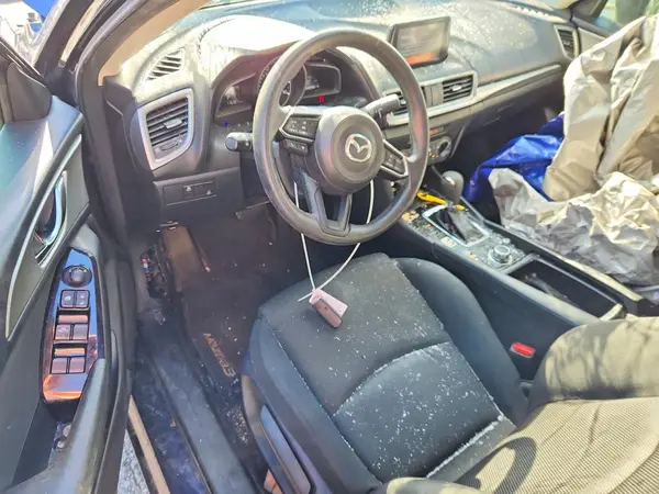 3MZBN1U74JM245791 2018 MAZDA 3 - Image 8