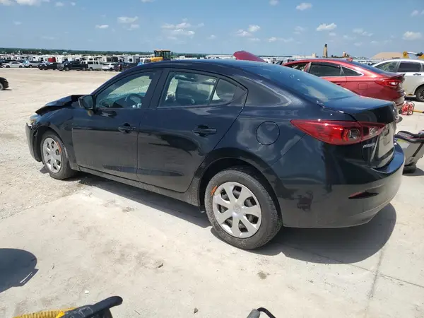 3MZBN1U74JM269668 2018 MAZDA 3 - Image 2