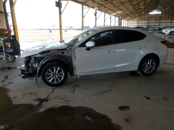 3MZBN1U74JM275812 2018 MAZDA 3 - Image 1
