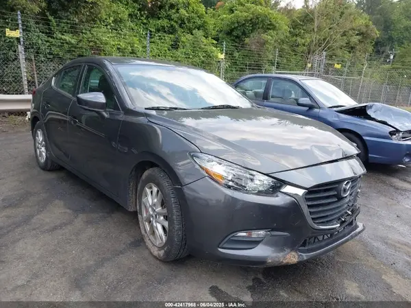 3MZBN1U75HM108112 2017 MAZDA 3 - Image 1