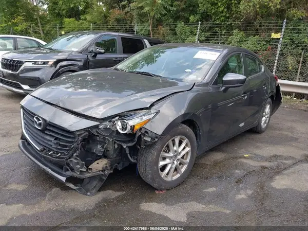 3MZBN1U75HM108112 2017 MAZDA 3 - Image 2