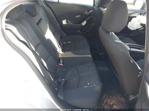 3MZBN1U75HM119823 2017 MAZDA 3 - Image 8