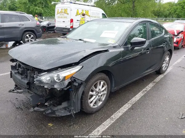 3MZBN1U75HM122043 2017 MAZDA 3 - Image 2
