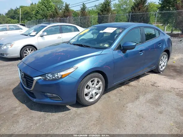 3MZBN1U75HM122771 2017 MAZDA 3 - Image 2