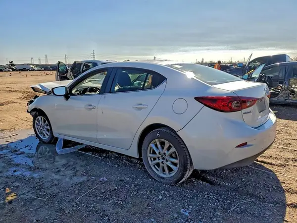 3MZBN1U75HM126061 2017 MAZDA 3 - Image 2