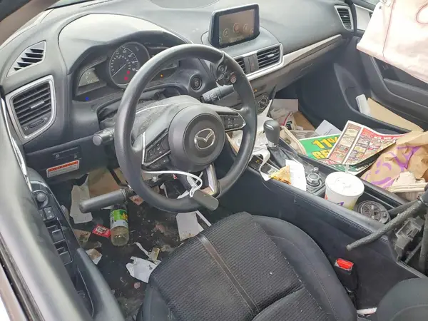 3MZBN1U75HM130952 2017 MAZDA 3 - Image 8