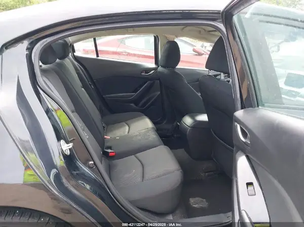 3MZBN1U75HM135424 2017 MAZDA 3 - Image 8