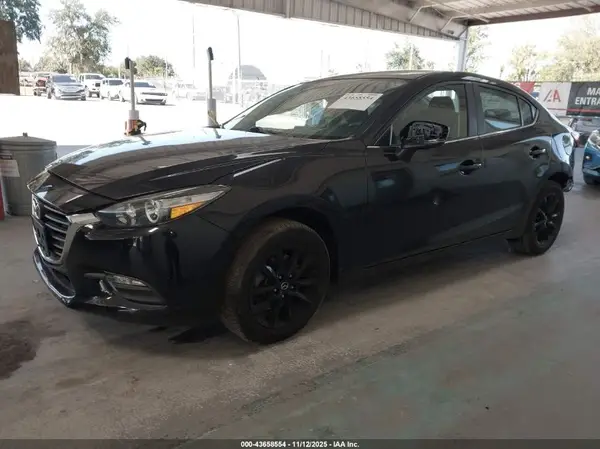 3MZBN1U75HM153017 2017 MAZDA 3 - Image 2