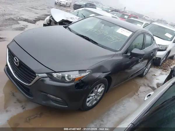 3MZBN1U75HM153972 2017 MAZDA 3 - Image 2