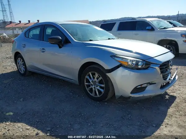 3MZBN1U75HM156192 2017 MAZDA 3 - Image 1