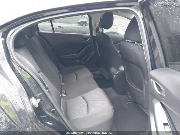 3MZBN1U75JM167263 2018 MAZDA 3 - Image 8