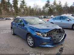 3MZBN1U75JM189604 2018 MAZDA 3