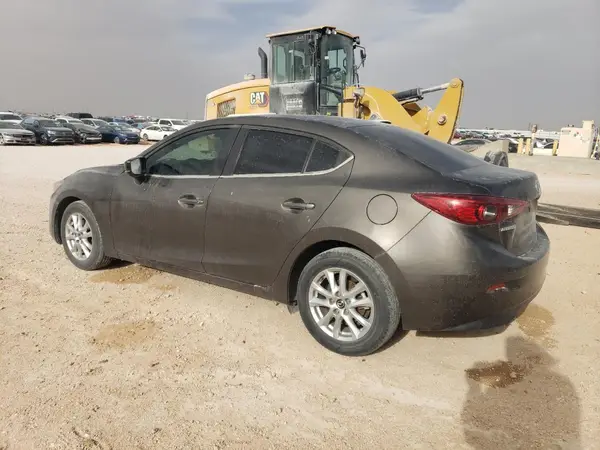 3MZBN1U75JM194253 2018 MAZDA 3 - Image 2