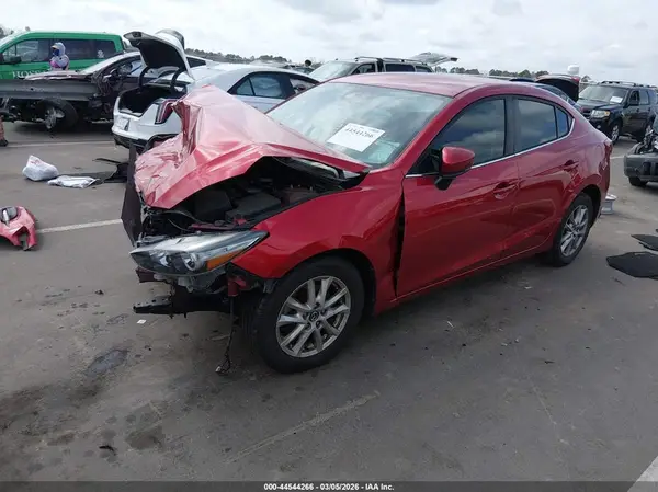 3MZBN1U75JM199310 2018 MAZDA 3 - Image 2