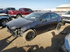 3MZBN1U75JM211990 2018 MAZDA 3