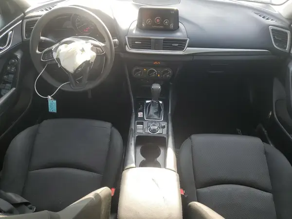 3MZBN1U75JM213304 2018 MAZDA 3 - Image 8