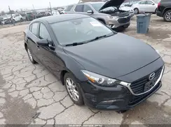 3MZBN1U75JM214842 2018 MAZDA 3
