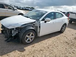 3MZBN1U75JM228532 2018 MAZDA 3