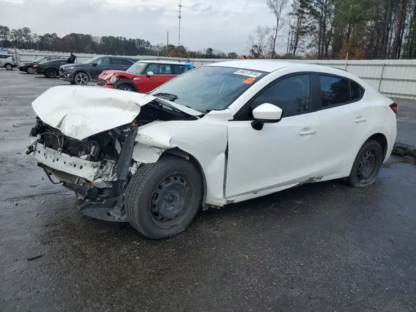 3MZBN1U75JM231625 2018 MAZDA 3 - Image 1