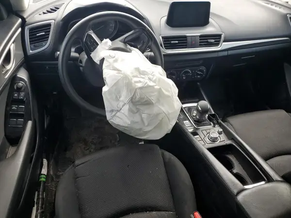 3MZBN1U75JM231625 2018 MAZDA 3 - Image 8