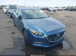 3MZBN1U75JM242625 2018 MAZDA 3
