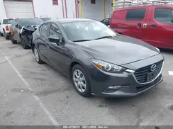 3MZBN1U75JM266617 2018 MAZDA 3