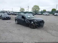 3MZBN1U75JM271235 2018 MAZDA 3