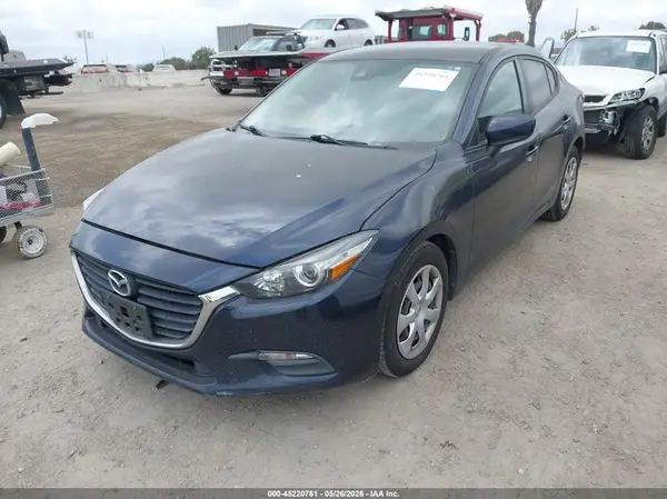3MZBN1U75JM271686 2018 MAZDA 3 - Image 2