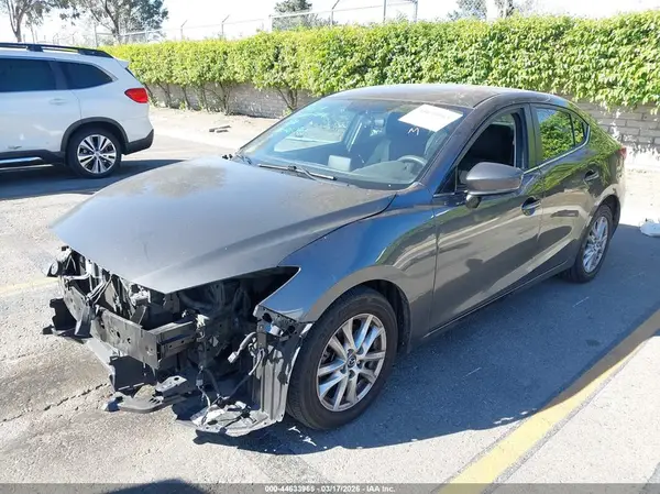 3MZBN1U76HM109155 2017 MAZDA 3 - Image 2
