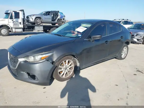 3MZBN1U76HM116073 2017 MAZDA 3 - Image 2