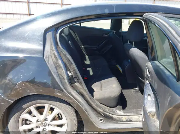 3MZBN1U76HM123184 2017 MAZDA 3 - Image 8