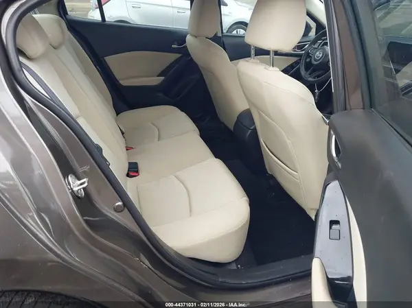 3MZBN1U76HM124741 2017 MAZDA 3 - Image 8