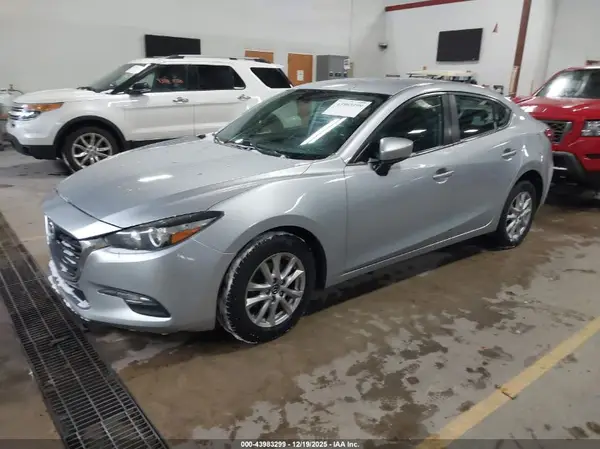 3MZBN1U76HM126537 2017 MAZDA 3 - Image 2
