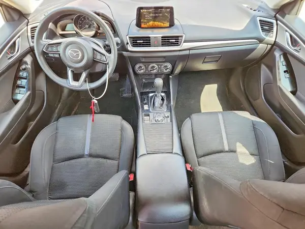 3MZBN1U76HM142270 2017 MAZDA 3 - Image 8