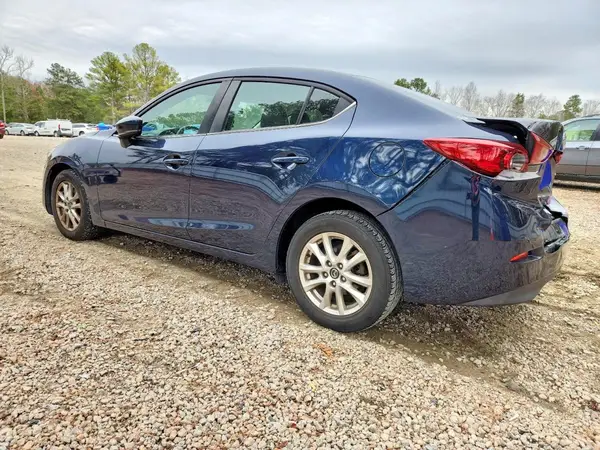 3MZBN1U76JM165120 2018 MAZDA 3 - Image 2