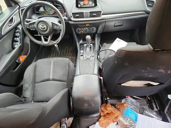 3MZBN1U76JM165120 2018 MAZDA 3 - Image 8