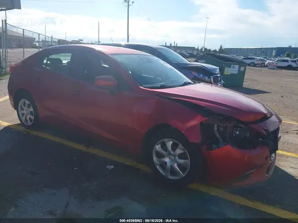 3MZBN1U76JM166803 2018 MAZDA 3 - Image 1