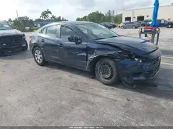3MZBN1U76JM169247 2018 MAZDA 3