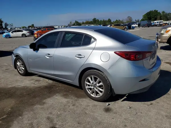 3MZBN1U76JM173475 2018 MAZDA 3 - Image 2