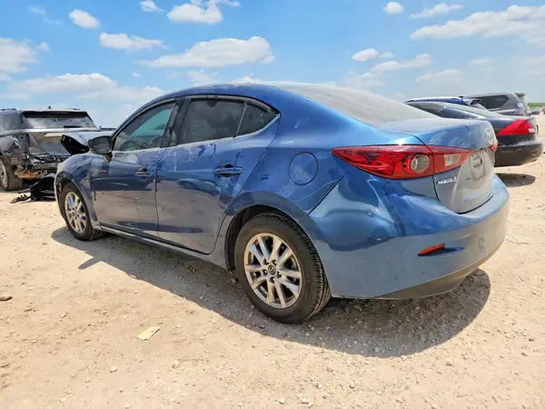3MZBN1U76JM180510 2018 MAZDA 3 - Image 2